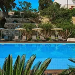 Arbiana Heritage 4*