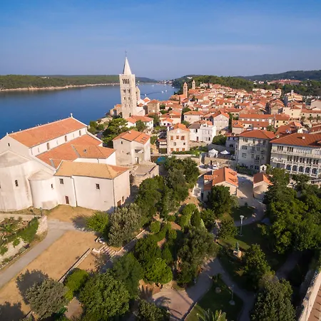 Szálloda Arbiana Heritage Rab Town