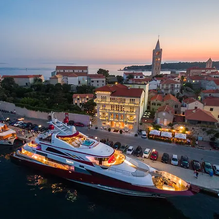 Arbiana Heritage Szálloda 4*