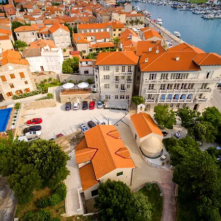 Arbiana Heritage Szálloda Rab Town