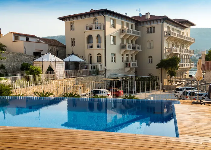 Arbiana Heritage Hotell