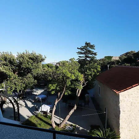 Arbiana Heritage Hotell 4*