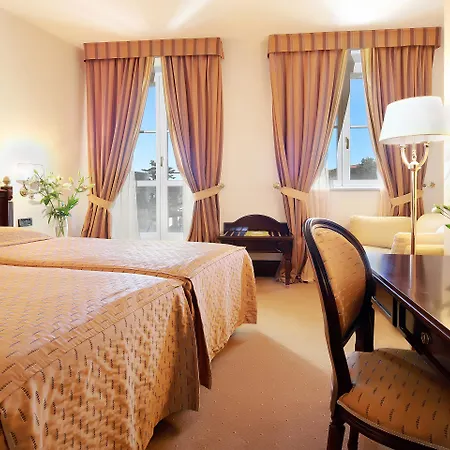 Arbiana Heritage ホテル ラブ