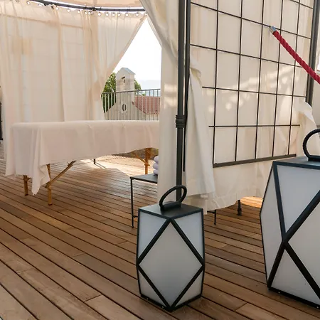 Arbiana Heritage Hotel 4*