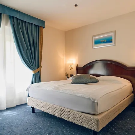 Hotell Arbiana Heritage Rab Town