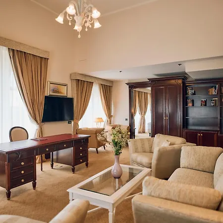 Hotell Arbiana Heritage 4*