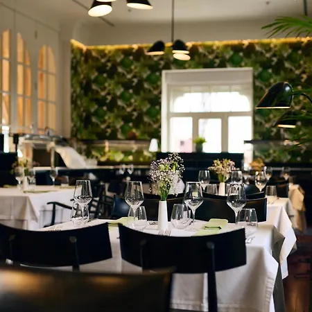 Hotel Arbiana Heritage 4*