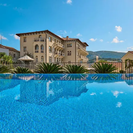 Arbiana Heritage Hotel