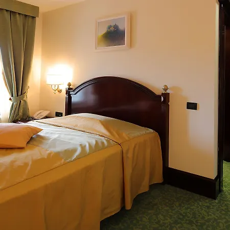 Arbiana Heritage Rab Town