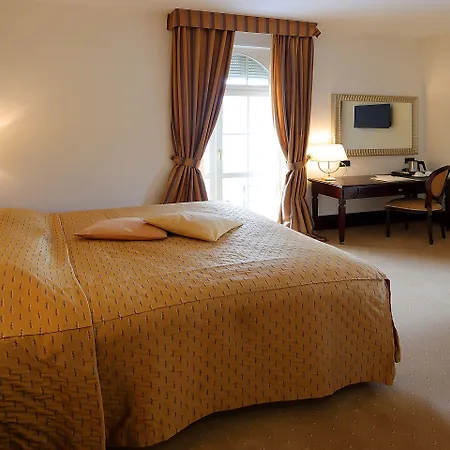 Arbiana Heritage 4*
