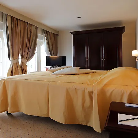 Arbiana Heritage Rab Town