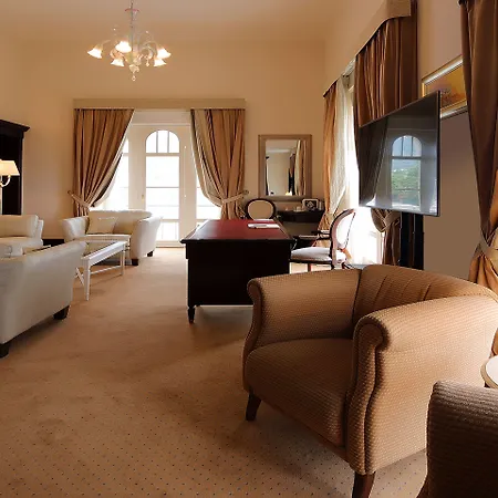 Arbiana Heritage Rab Town