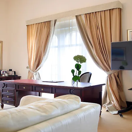 Hotel Arbiana Heritage Rab Town