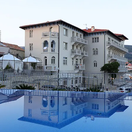 Arbiana Heritage 4* Rab Town