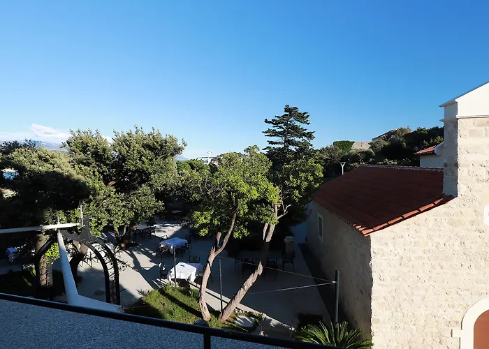 Arbiana Heritage Otel 4*