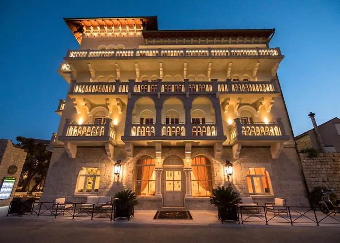 Arbiana Heritage Otel Rab Town