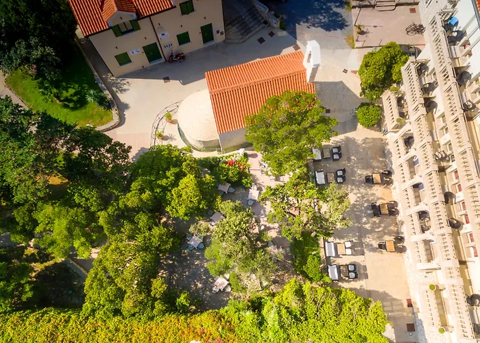 酒店 Arbiana Heritage