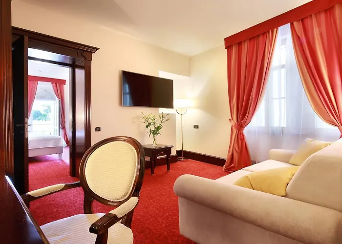 Arbiana Heritage Otel 4*