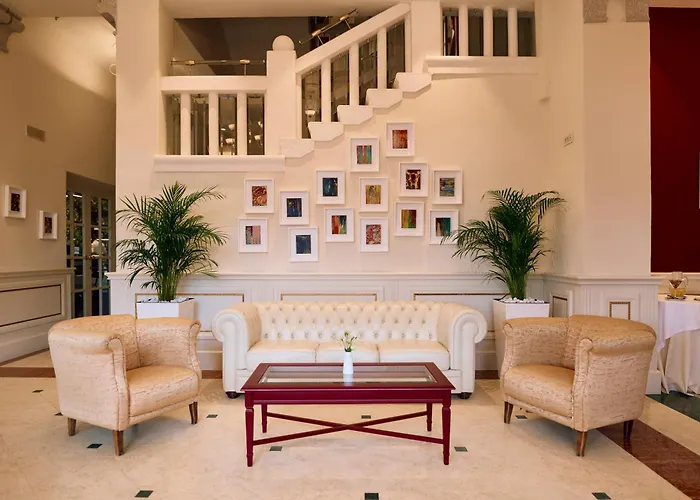 Arbiana Heritage Otel